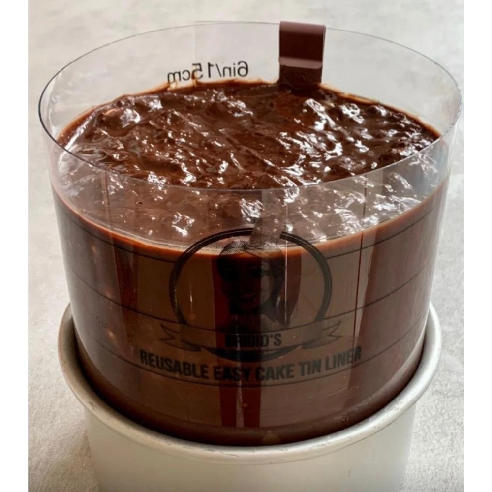 Brigid's Cake Room Round Chocolate Biscuit Cake Tin Liner Kit - Image 3