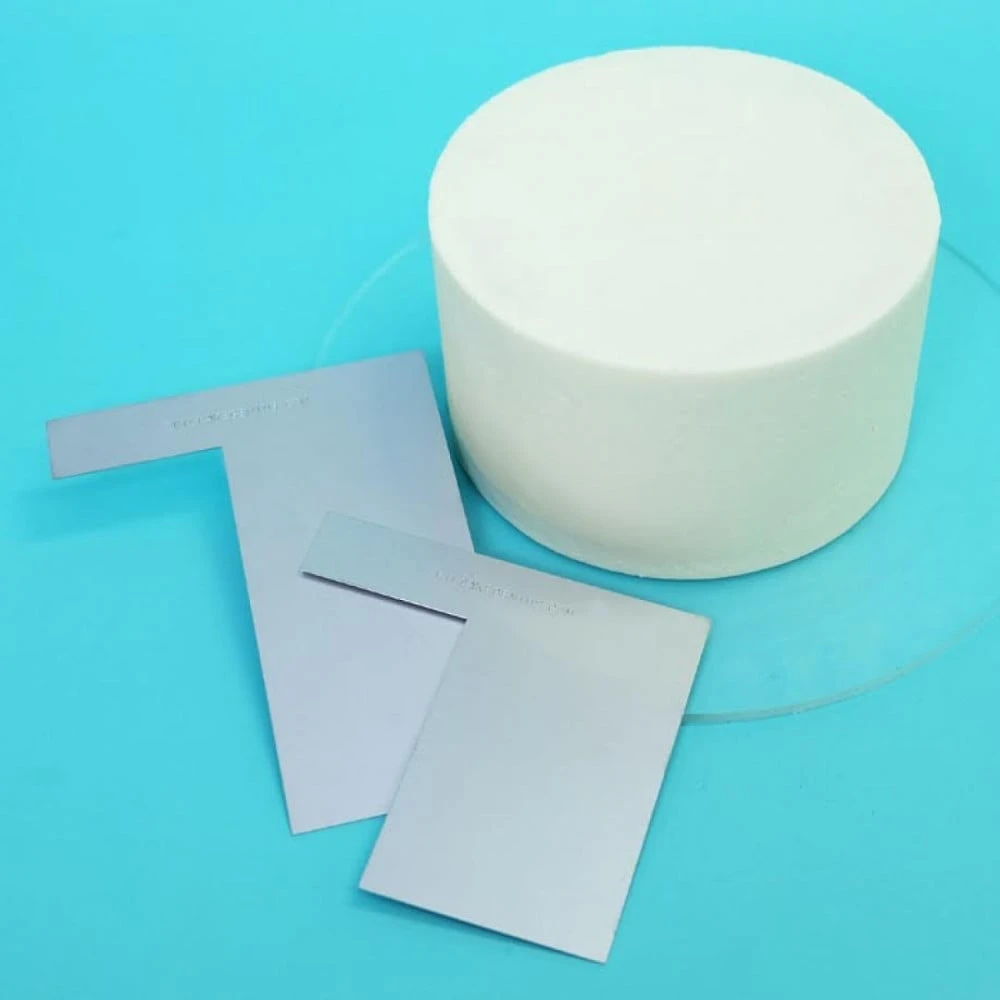 Evil Cake Genius Crisp Corners 4 And 6 Inch Contour Comb Set - Image 3