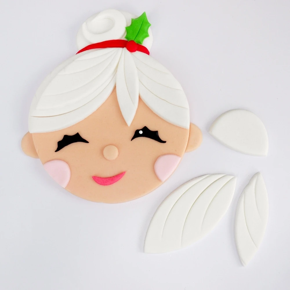 FMM Christmas Cake Topper Cutter - Image 4